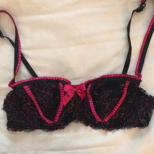 victoria’s secret balconette bra size M